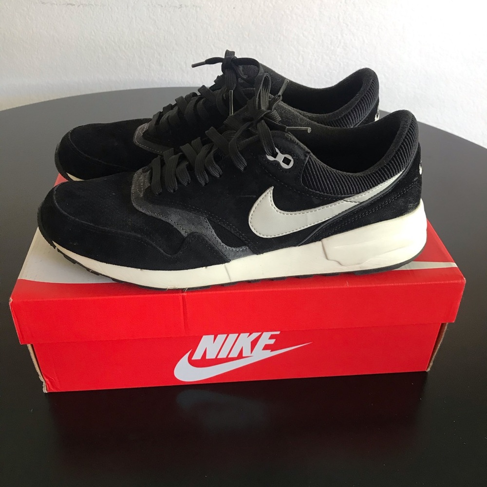 Nike Air Odyssey Size 9.5